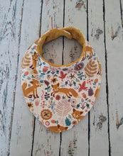 Charger l'image dans la galerie, Bavoir bandana "renards"